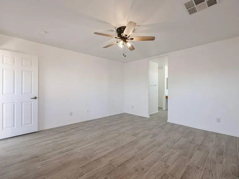 23928 W Desert Bloom St — Photo 20