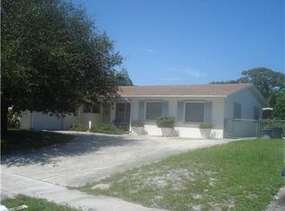 15 Willow Rd, Tequesta, FL 33469