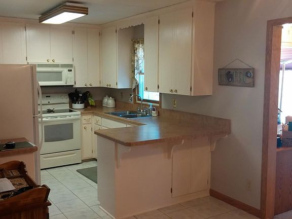 4th image of 3685 Rolling View Dr