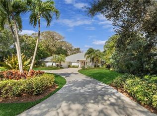 12 N Ridgeview Rd, Sewalls Point, FL 34996