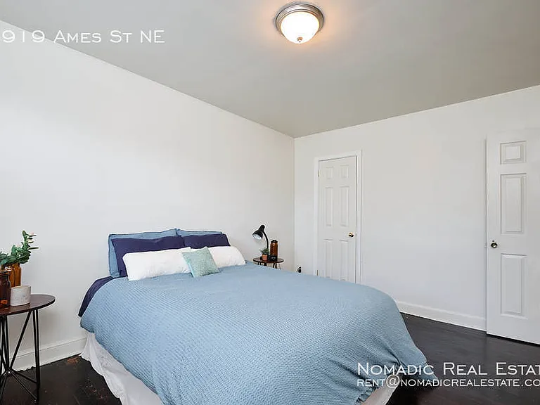 3919 Ames St NE — Photo 19