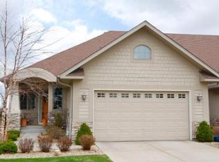 9421 Libby Ln, Eden Prairie, MN 55347