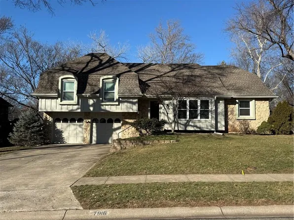 7916 W 98th Ter, Overland Park, KS 66212