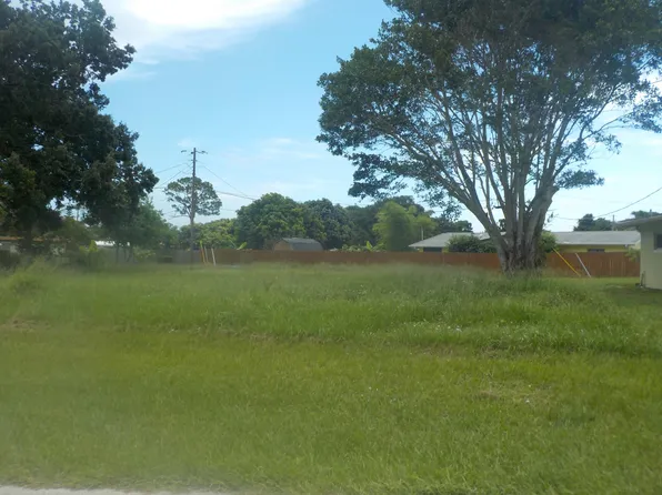 305 Bay St, Port Saint Lucie, FL 34952