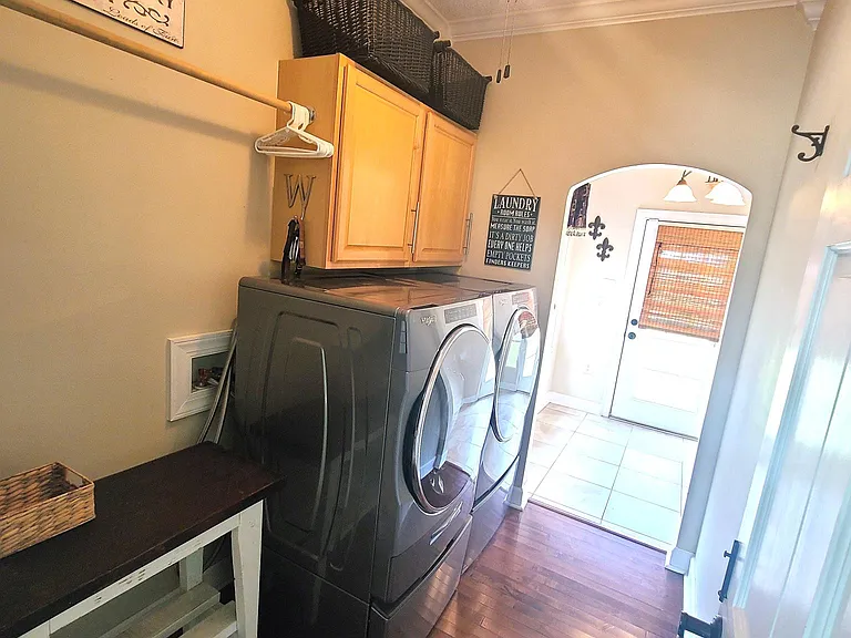 518 Cloverfield Ln — Photo 21