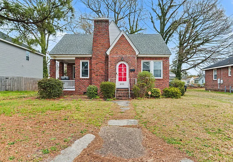 2111 Atlanta Ave — Photo 1