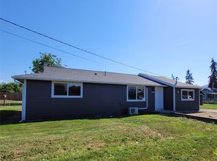 130 E Runnion Rd, Sequim, WA 98382