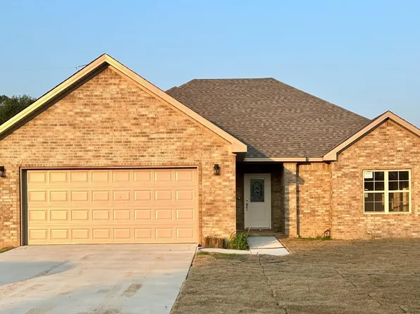 106 Pecan St, Lake City, AR 72437