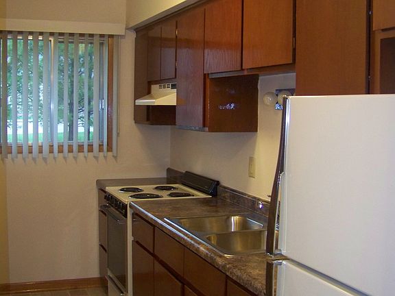 5th image of 8865 S Oak Park Dr APT 18