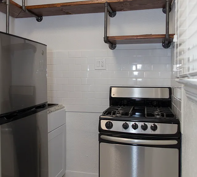 1453 N Williams St #2 — Photo 8