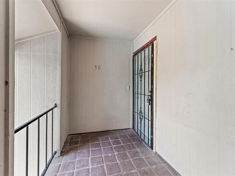 12633 Memorial Dr #50 — Photo 25