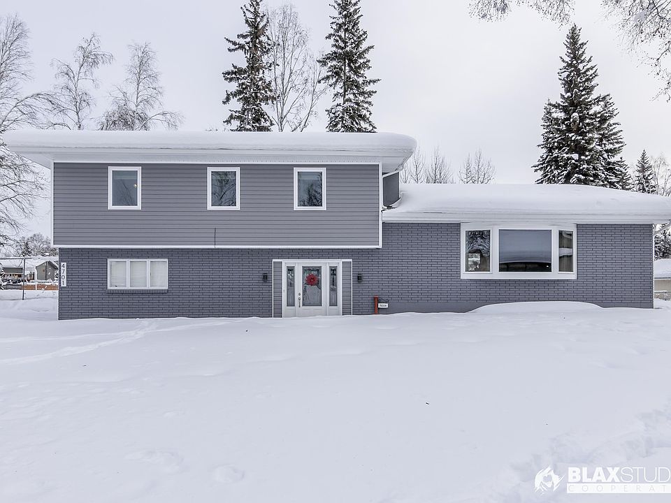 1st image of 4701 Harvard Cir