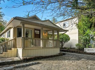 10235 37th Pl SW, Seattle, WA 98146