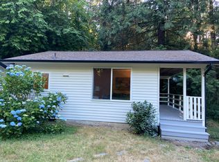 6894 NE Koura Rd, Bainbridge island, WA 98110
