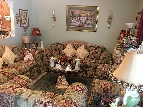 4th image of 4725 Royal Prince Way