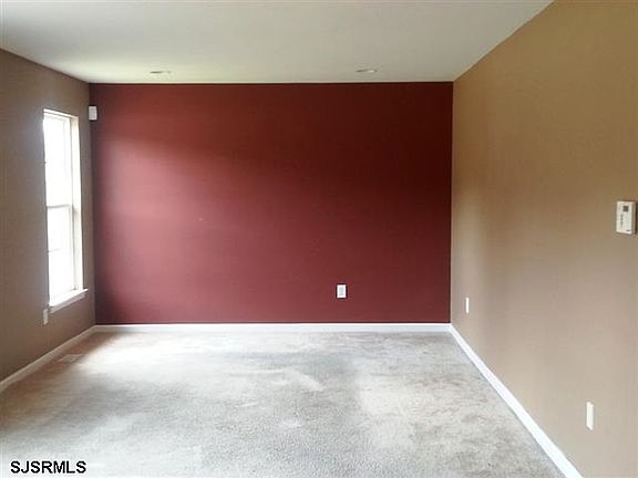 5th image of 1219 Shady Creek Ln
