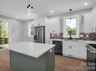 3 Pinnacle View Rd, Asheville, NC 28803