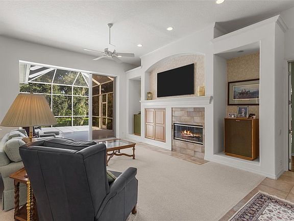 5th image of 2686 DICK WILSON DRIVE