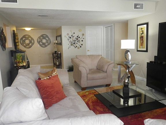 5th image of 13951 Kendale Lakes Cir APT 508A