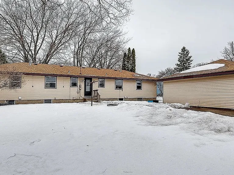7315 Able St NE — Photo 12