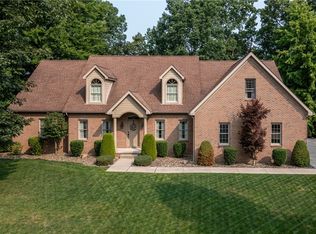 2729 Riverbend Ct, Hermitage, PA 16148