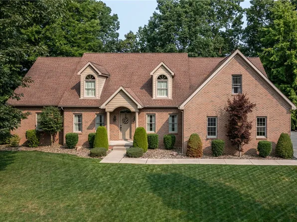 2729 Riverbend Ct, Hermitage, PA 16148