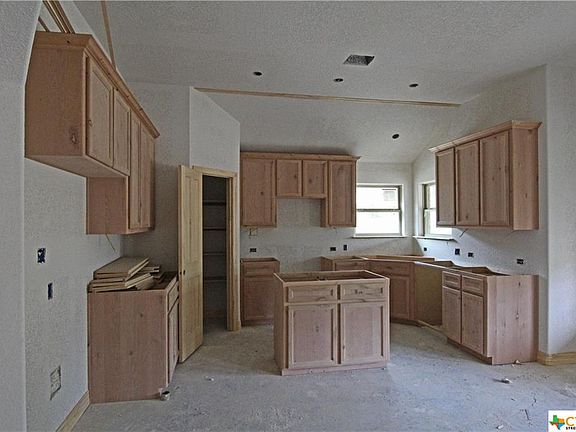 3rd image of 2969 Presidio Cir