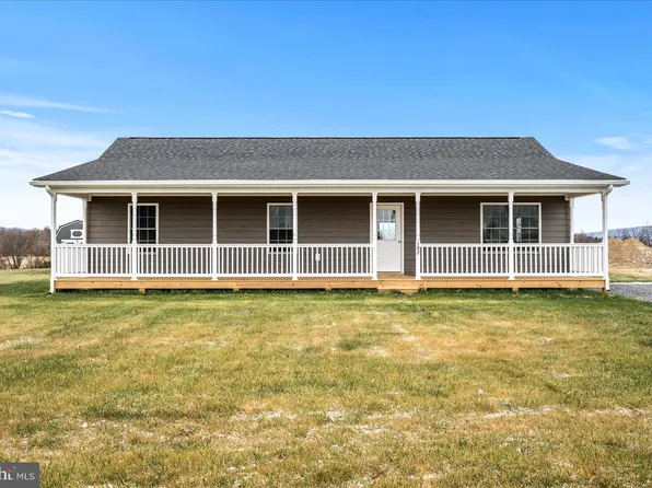 182 Reservoir Ave, Luray, VA 22835