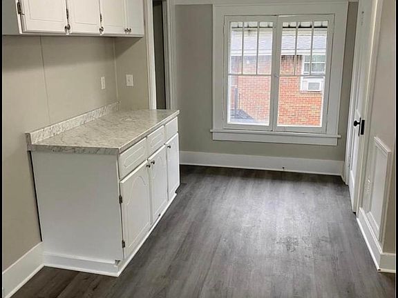 5th image of 1622 2nd St #2