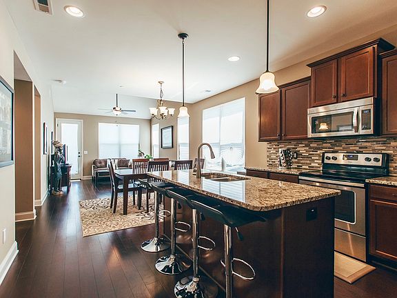3rd image of 8000 Yates Pvt Ct