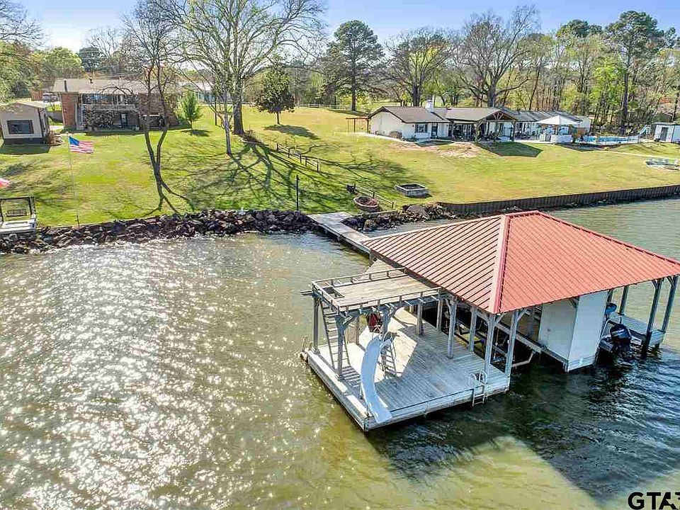1st image of 21467 Circle Dr