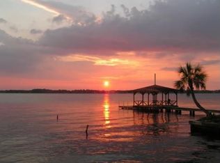 630 George St S, Tarpon Springs, FL 34688