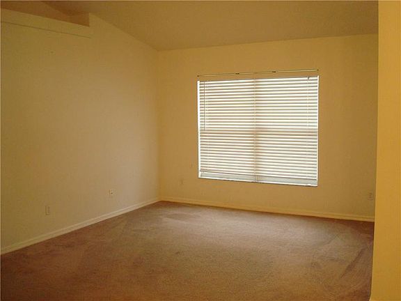 4th image of 13134 Pinyon Dr
