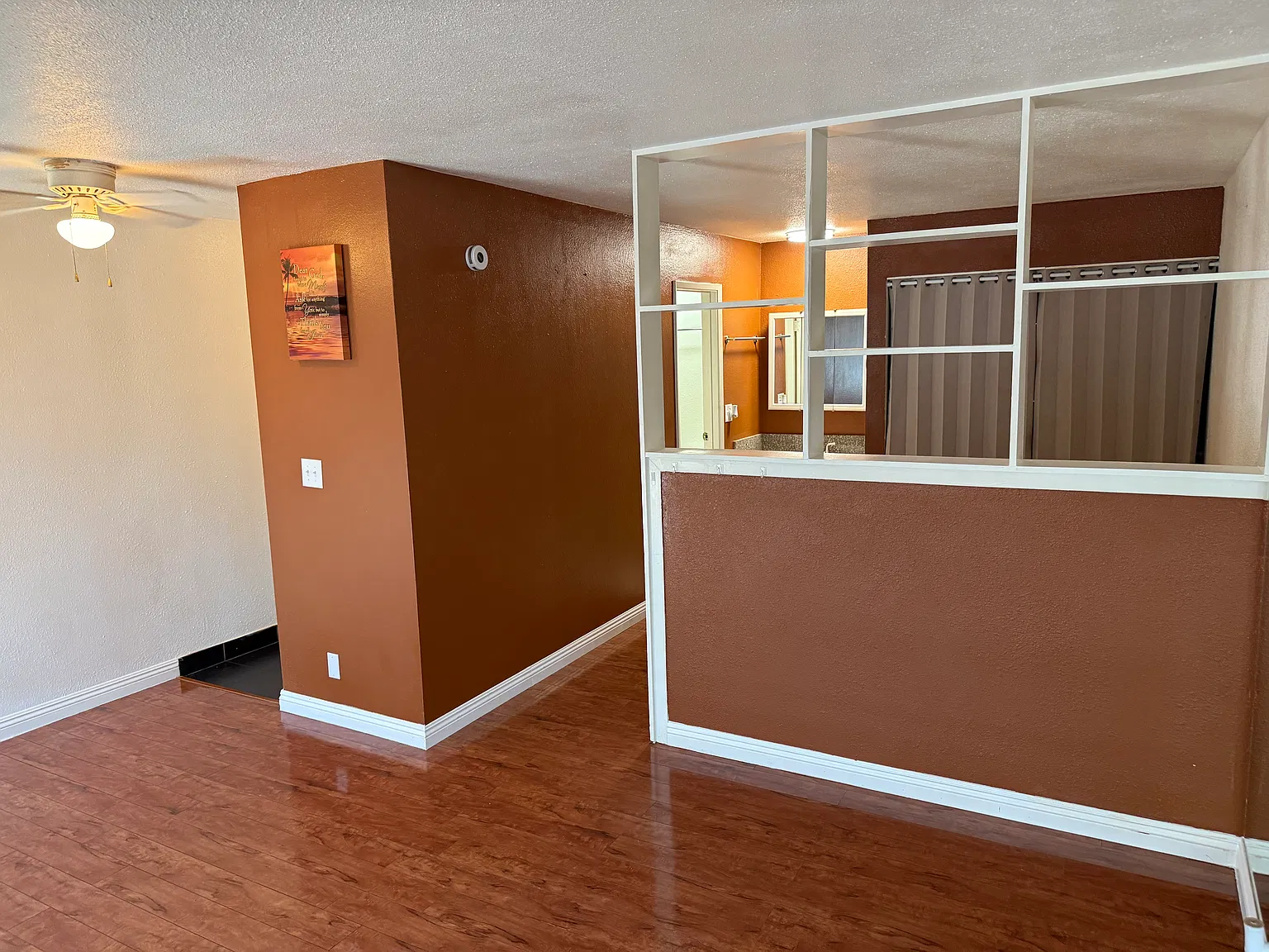 4600 University Center Dr — Photo 1