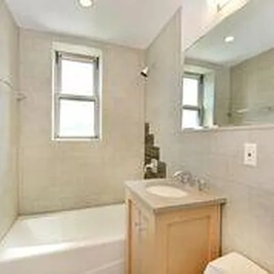 Rented by Aventana | media 7