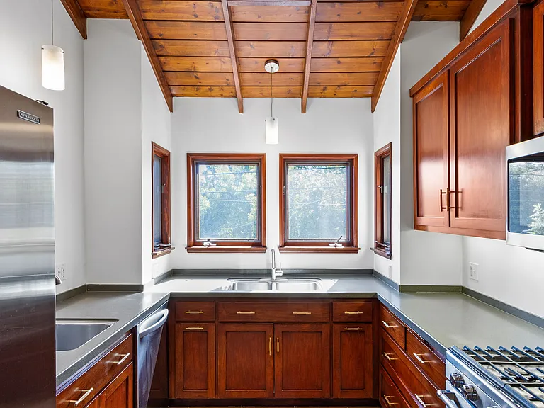 300 Old Ranch Rd — Photo 10