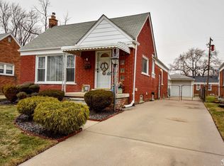 15120 Oconnor Ave, Allen Park, MI 48101