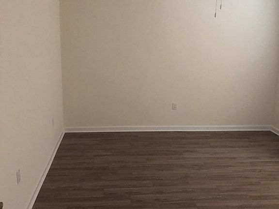 4th image of 1810 Tallokas St