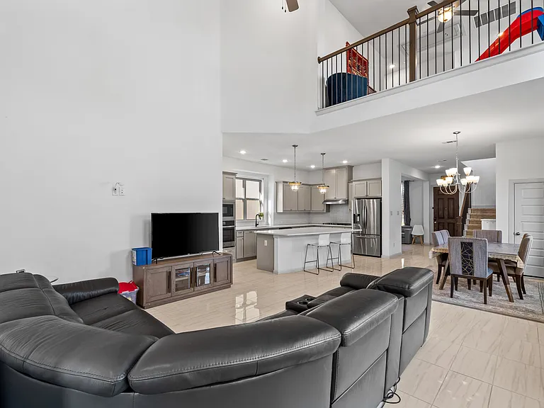 4315 Smokey Quartz Ln — Photo 23