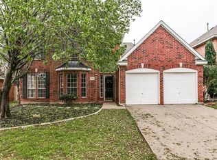 4733 Lincolnshire Dr, Grand Prairie, TX 75052