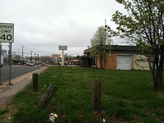 5th image of 701 S White Horse Pike