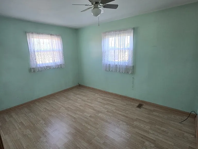 7139 W 74th Pl — Photo 17