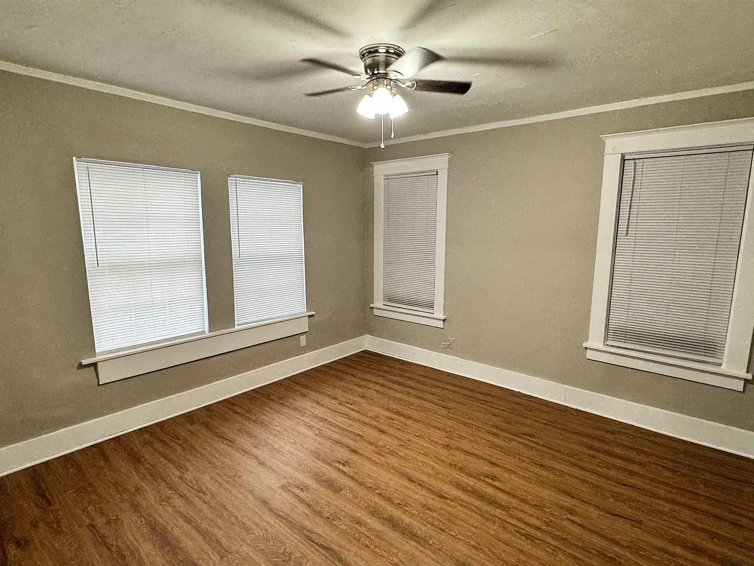 4 bed, 2.0 bath, 1719 sqft, $1,495 — Photo 4