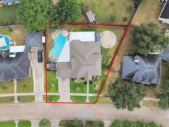 4th image of 6923 Crystal Point Dr
