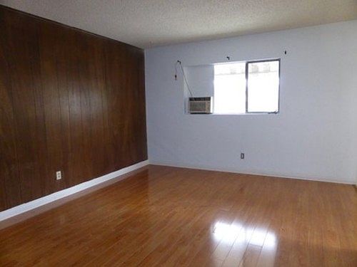 5th image of 327 S Avenue 57 APT 1