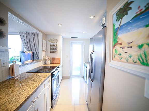 5th image of 2701 N Ocean Boulevard #2f