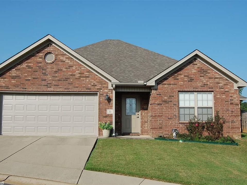 1st image of 713 Mimosa Ct