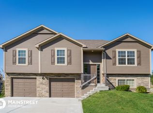 544 S Walnut St, Gardner, KS 66030