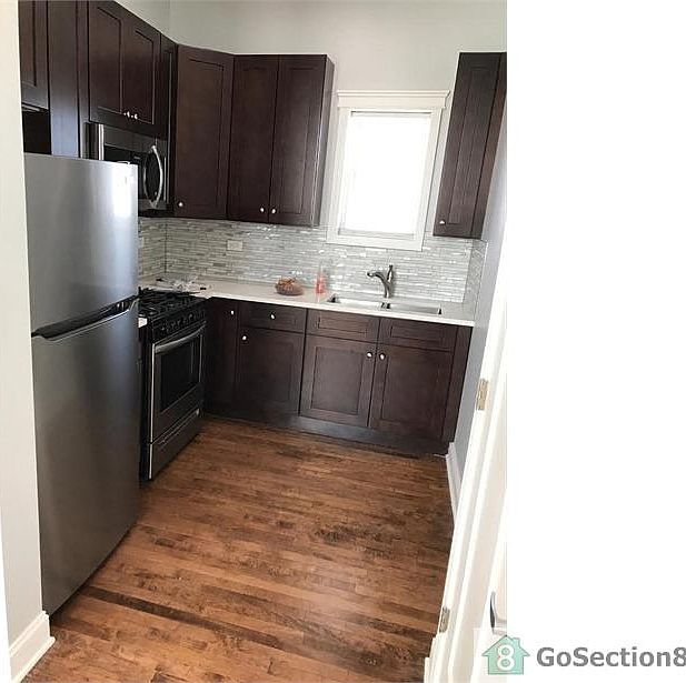 1st image of 2408 W Arthington St #3R