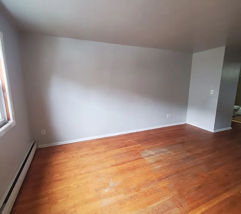 2517 W National Ave. (12 unit)